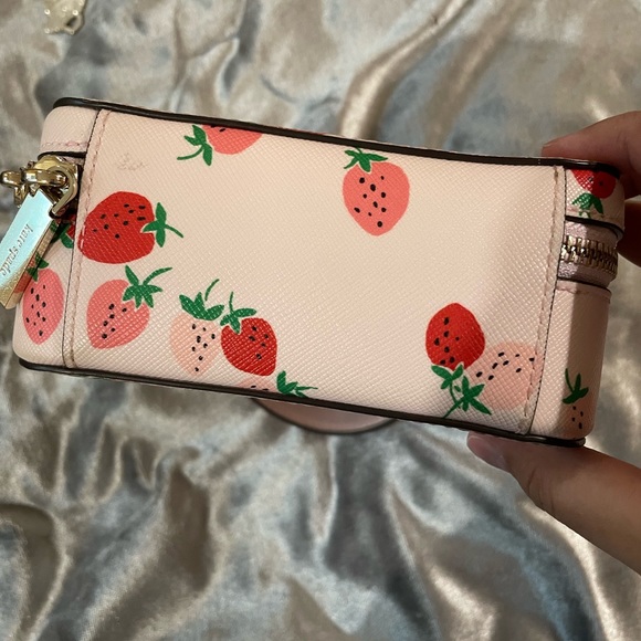 Kate Spade Daisy Strawberry Purse Pattern Literacy Basics